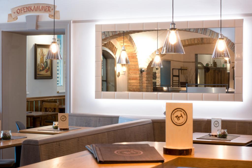 Thalinger Hof Hotel Kronstorf ภายนอก รูปภาพ