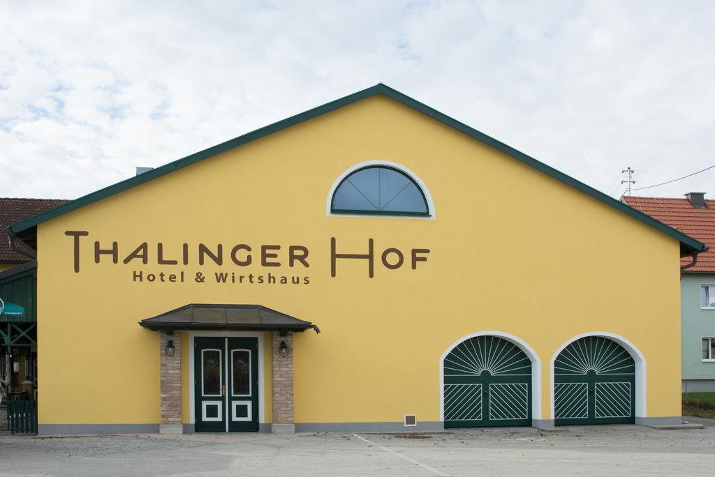 Thalinger Hof Hotel Kronstorf ภายนอก รูปภาพ